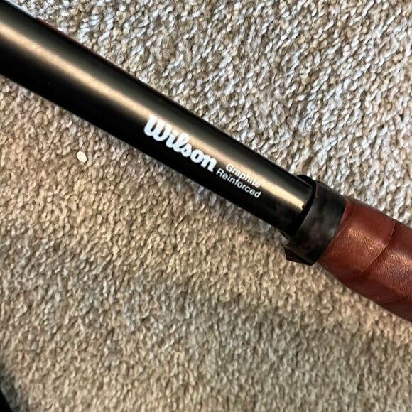 Wilson Graphite Matrix MidSize vintage Tennis Racquet size 4 1/4 L2 leather grip - Picture 3 of 7